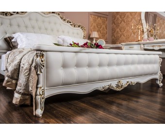 Кровать двуспальная с мягким изголовьем Анна Мария, белая матовая