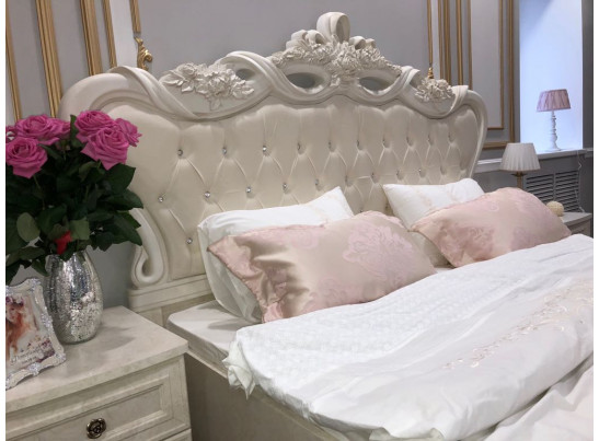 Кровать Афина 180х200 см крем-корень глянец